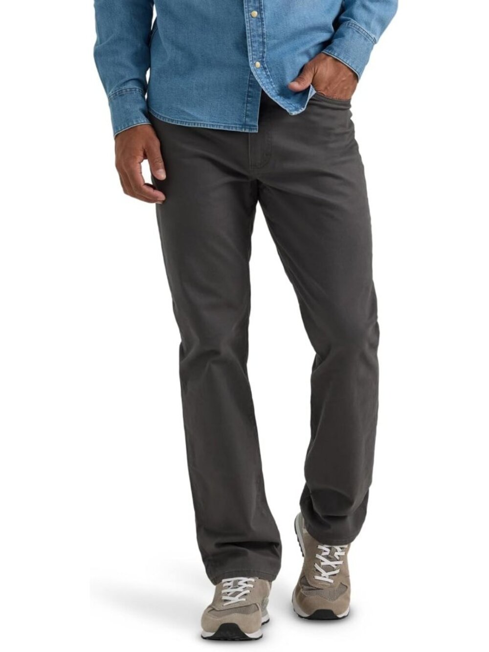 Men's Relaxed Straight Jeans - Extreme Motion, Comfort Stretch Denim, Casual Fit